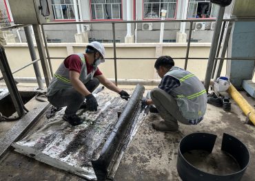 Installing sludge filter plates